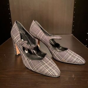 Women’s shoes - Mary Jane style pumps